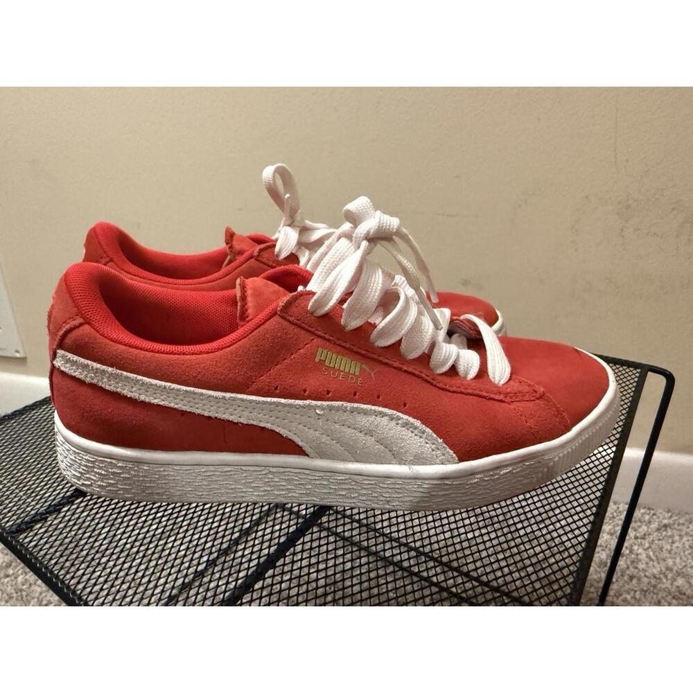 Size 6 - Puma Suede Classic Red